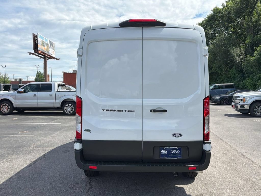 New 2026 Ford Transit 250 148 Medium Roof RWD image 5