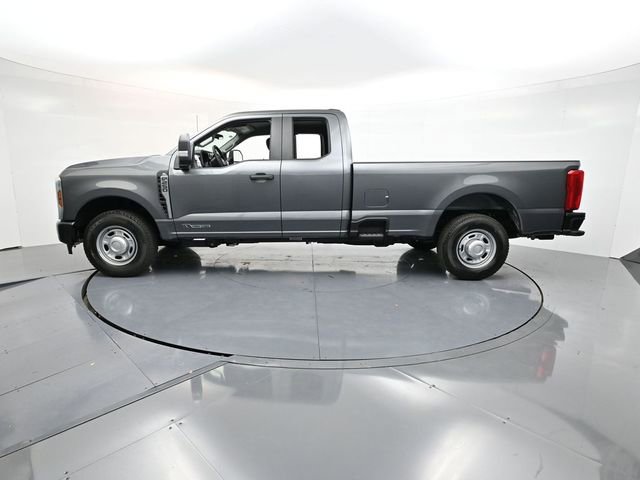 New 2026 Ford F250 XL image 4