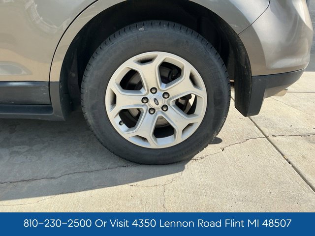 Used 2013 Ford Edge SEL FWD image 32