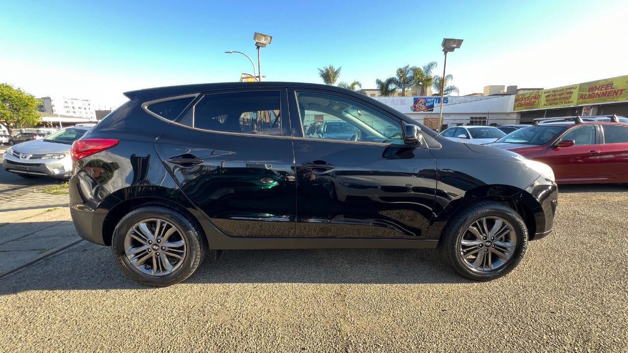 Used 2015 Hyundai Tucson GLS w/ Option Group 02 FWD image 8