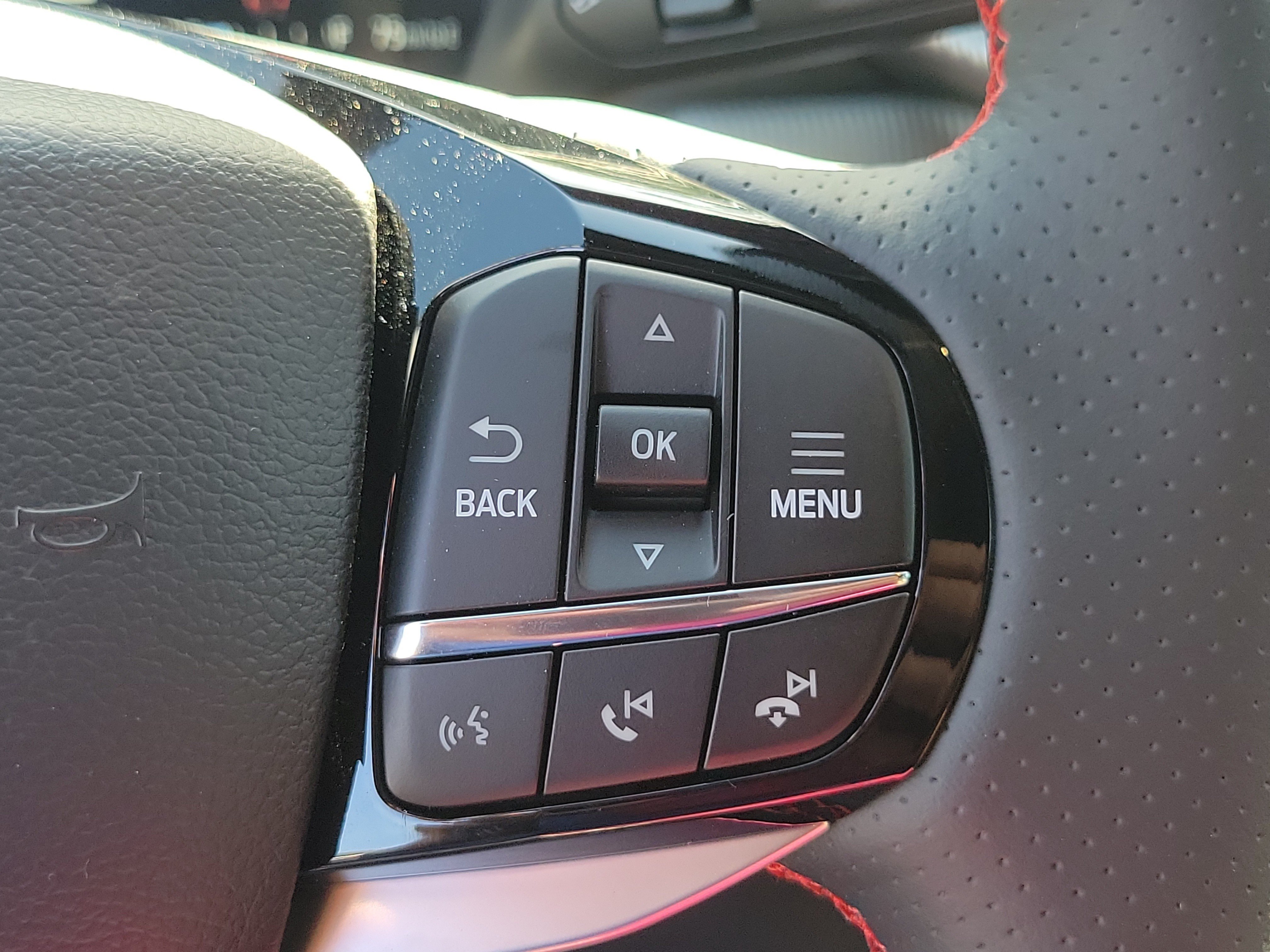 New 2026 Ford Explorer ST-Line w/ ST-Line Street Pack RWD image 29