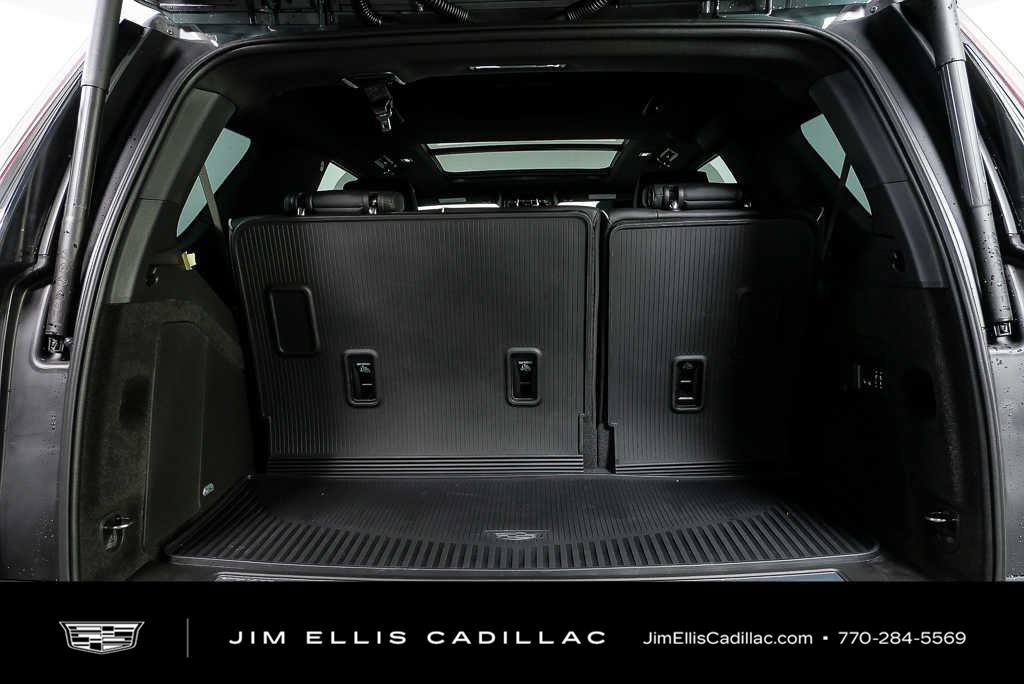 New 2026 Cadillac Escalade Luxury w/ Touring Package AWD/4WD image 34