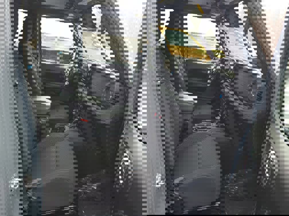 Used 2025 Jeep Wrangler Unlimited Rubicon 4xe w/ Safety Group image 23