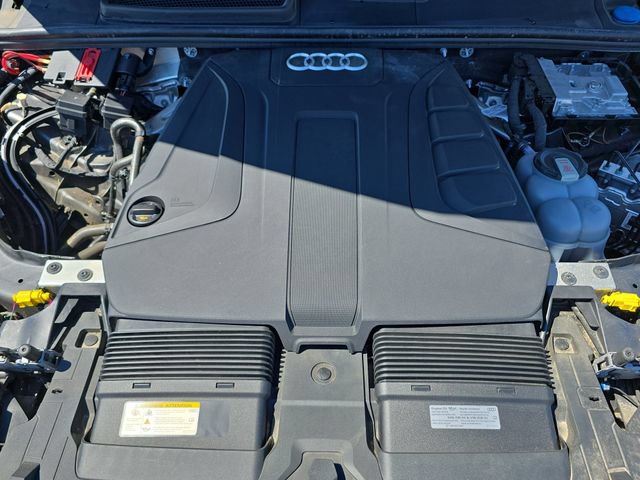 Used 2023 Audi Q7 2.0T Premium Plus w/ Premium Plus Package AWD/4WD image 35