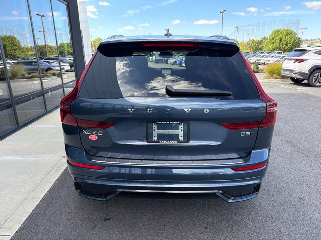 New 2027 Volvo XC60 B5 Core AWD/4WD image 4