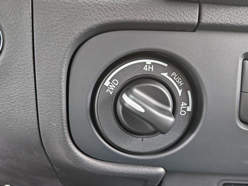 New 2026 Nissan Frontier SV w/ SV Convenience Package image 25