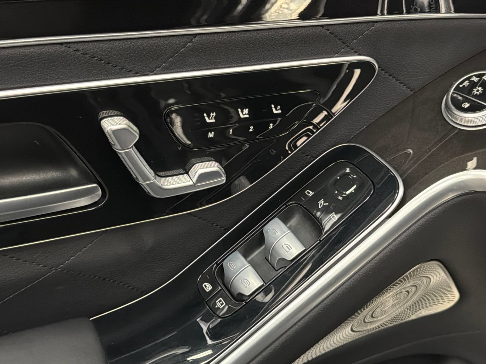 Certified 2023 Mercedes-Benz S 580e 4MATIC Sedan image 22