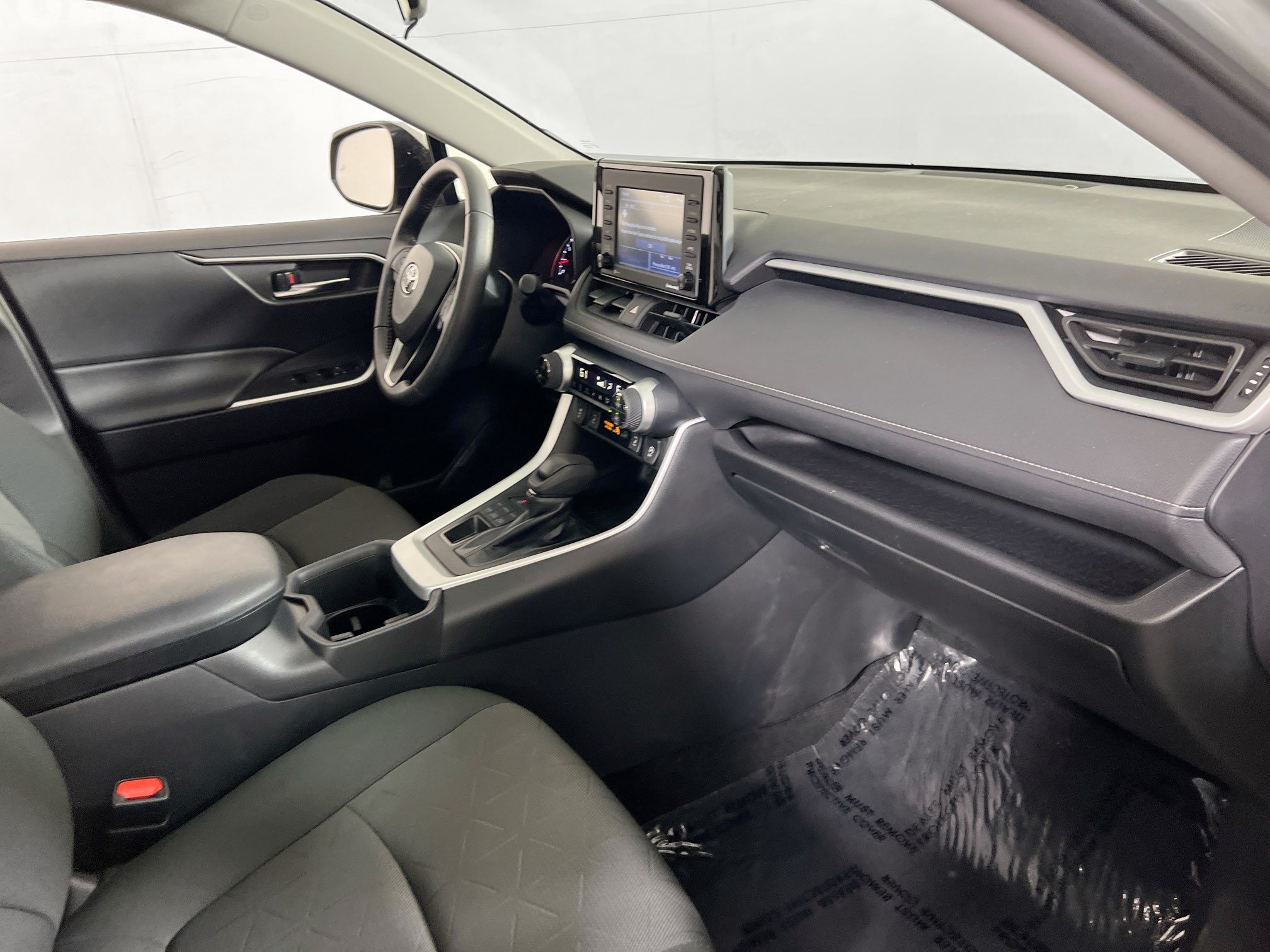 Used 2022 Toyota RAV4 XLE w/ Convenience Package AWD/4WD image 28