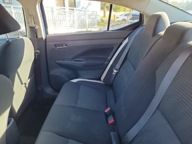 Used 2021 Nissan Versa SV FWD image 13