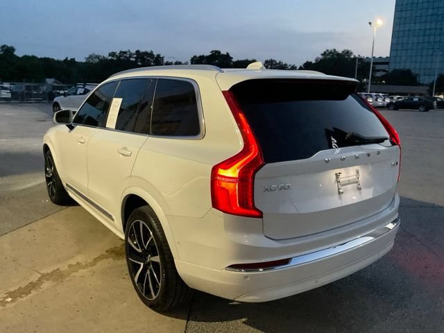 Certified 2023 Volvo XC90 B6 Plus AWD/4WD image 5