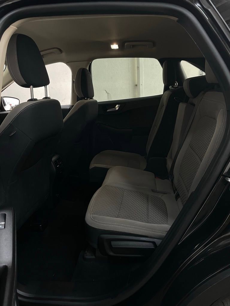 Used 2020 Ford Escape SE AWD/4WD image 16