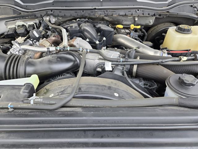 Used 2019 Ford F350 Lariat w/ Tow Technology Bundle image 31