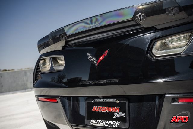 Used 2015 Chevrolet Corvette Z06 w/ 3LZ Preferred Equipment Group image 37