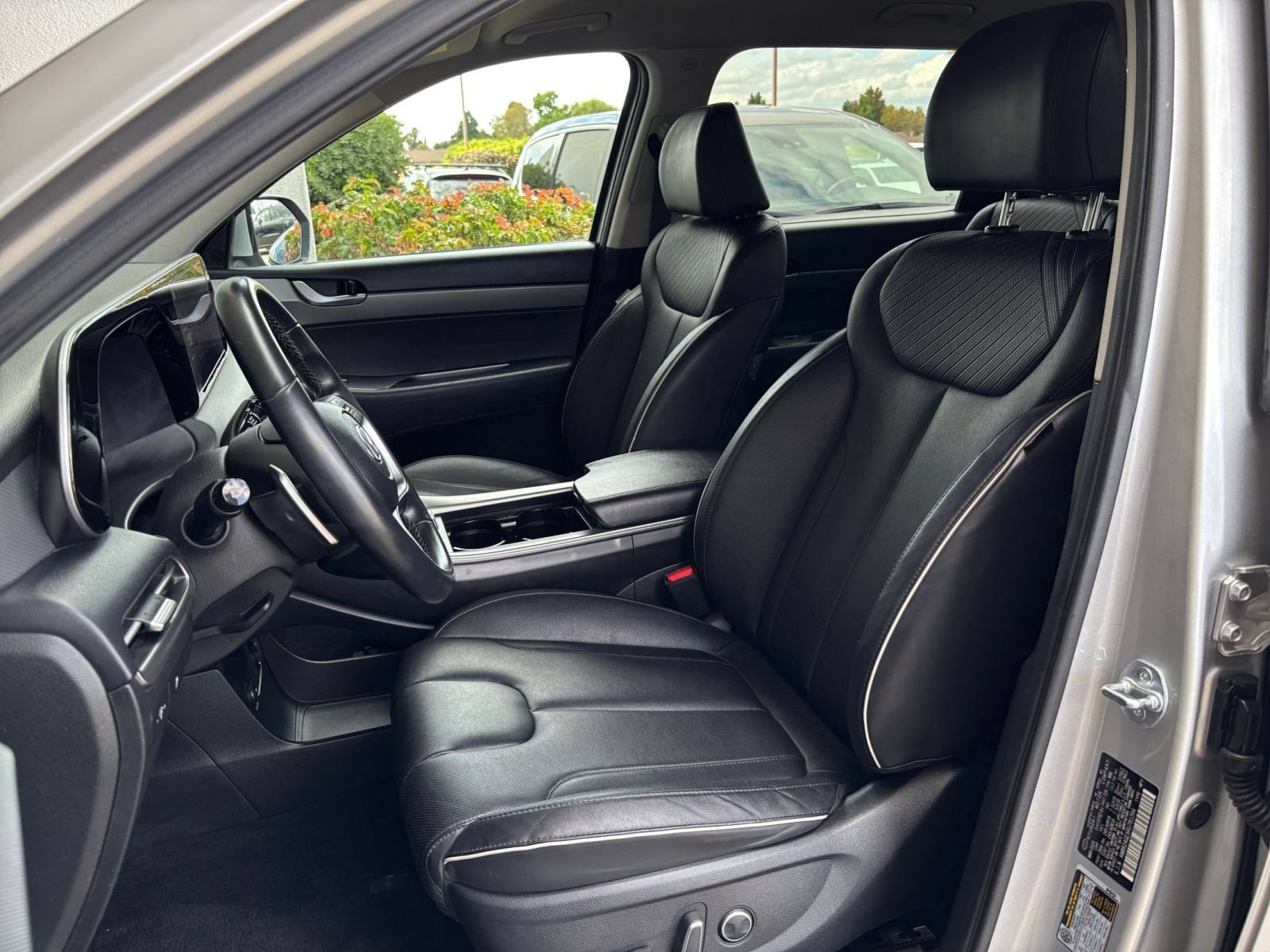 Used 2024 Hyundai Palisade SEL FWD image 39