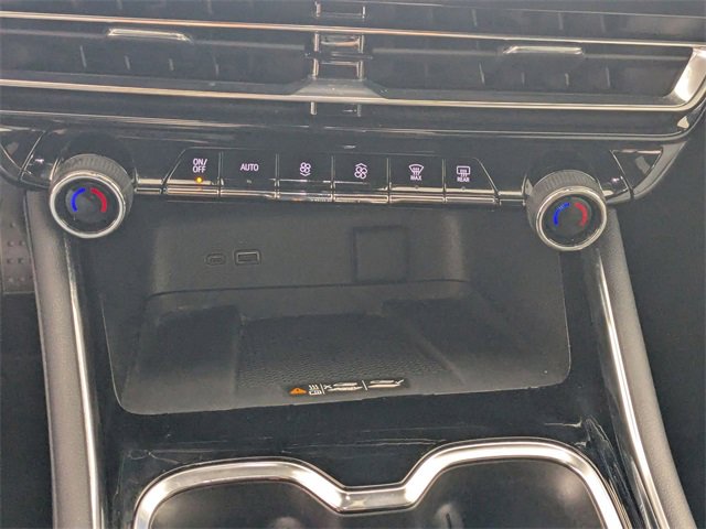 Certified 2025 Chevrolet Traverse LT image 23