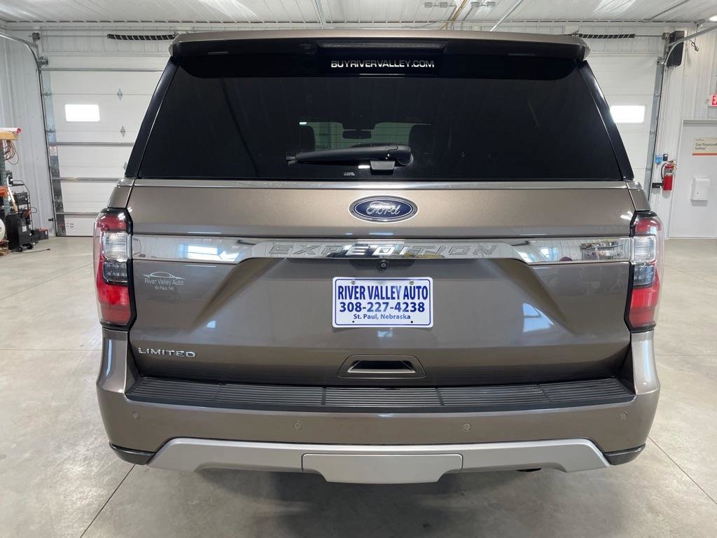 Used 2018 Ford Expedition Limited AWD/4WD image 6