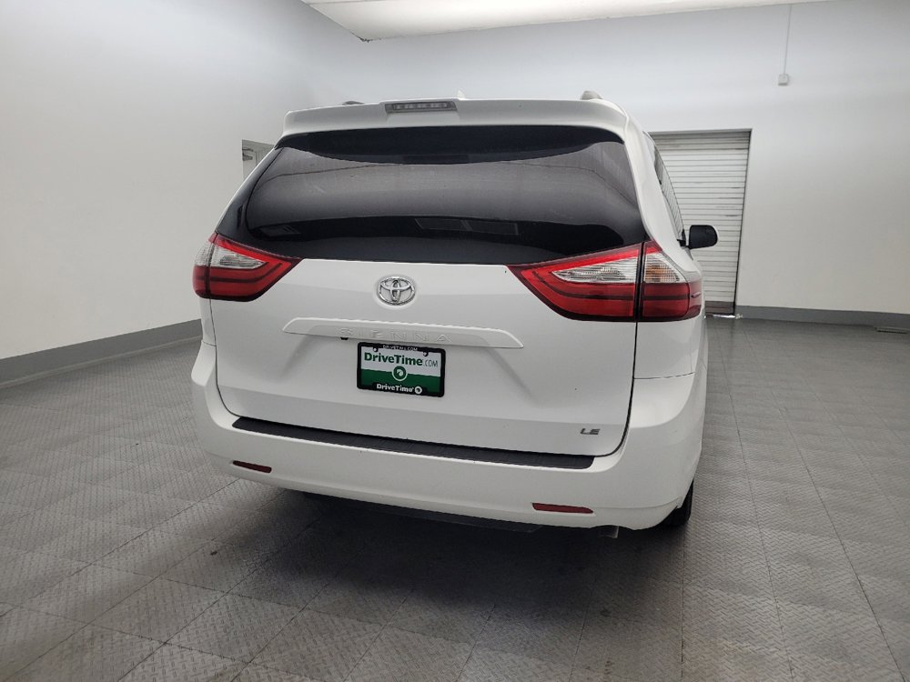 Used 2018 Toyota Sienna LE FWD image 7
