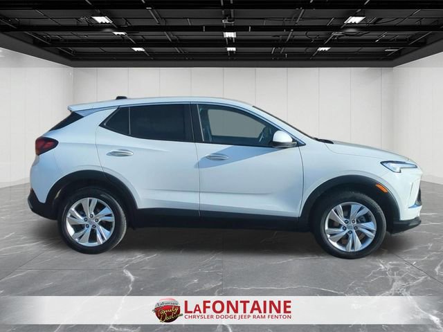 Used 2025 Buick Encore GX Preferred image 9