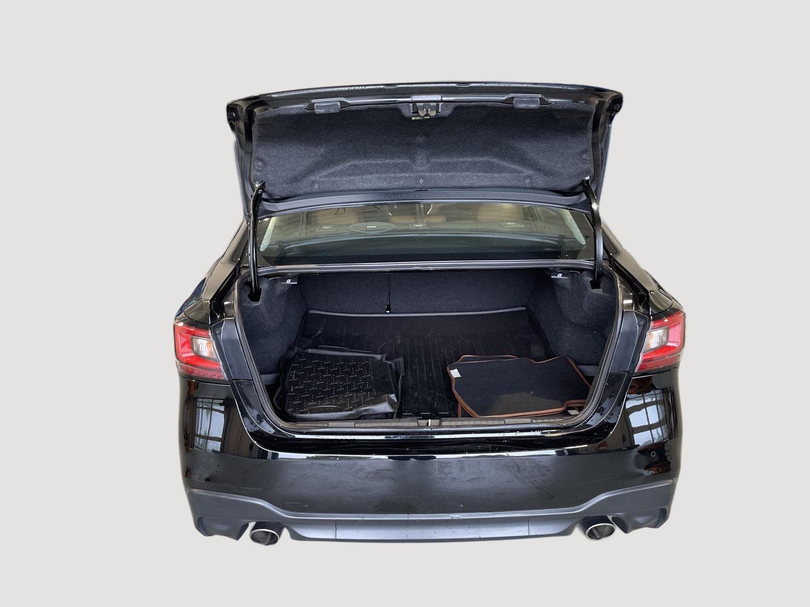 Certified 2023 Subaru Legacy Touring XT AWD/4WD image 16