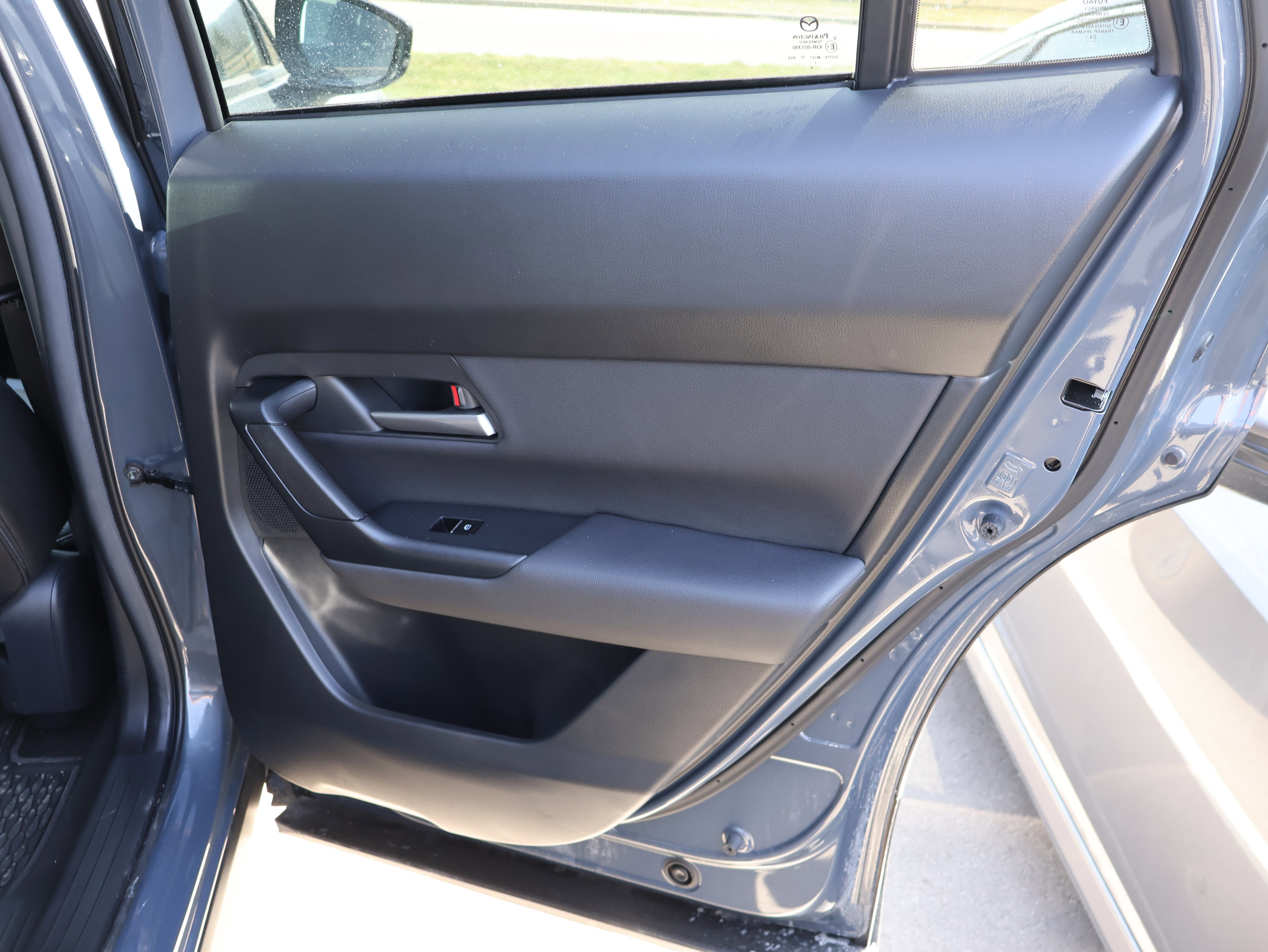 Certified 2025 MAZDA CX-50 AWD 2.5 Hybrid w/ Weather Package image 9