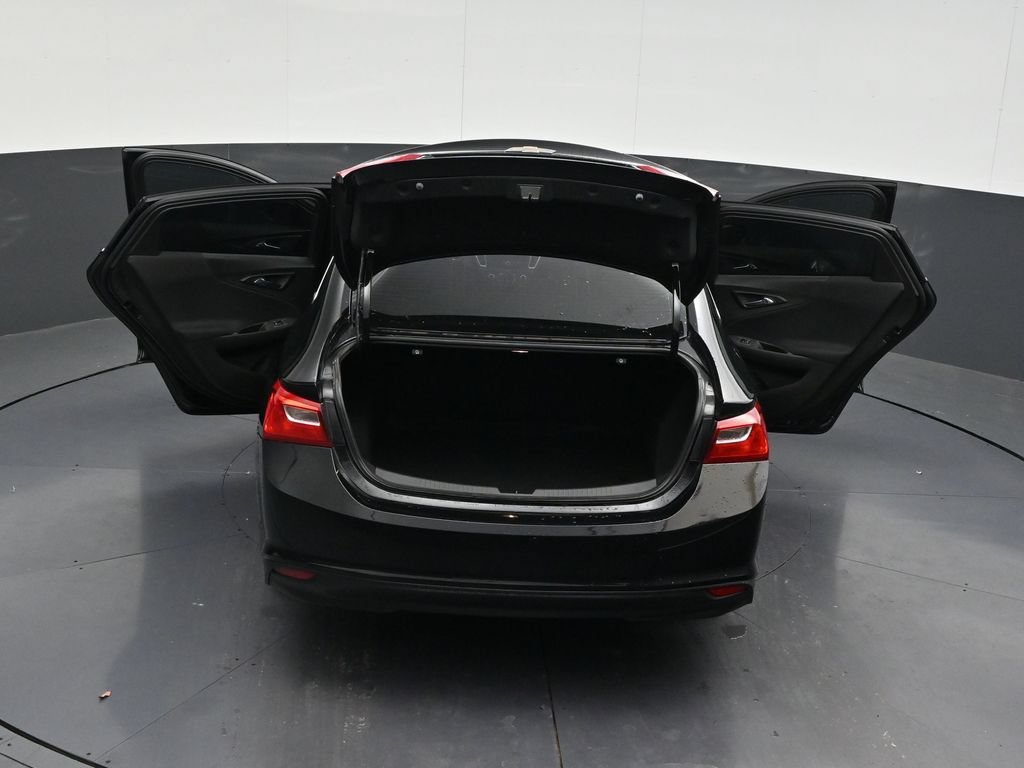 Used 2023 Chevrolet Malibu LT FWD image 37