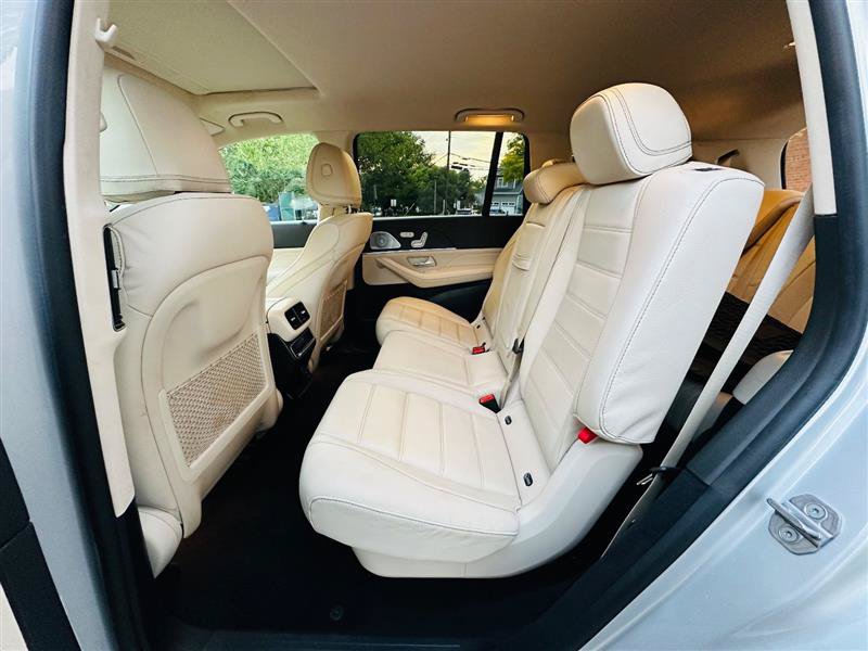 Used 2021 Mercedes-Benz GLS 450 4MATIC image 26