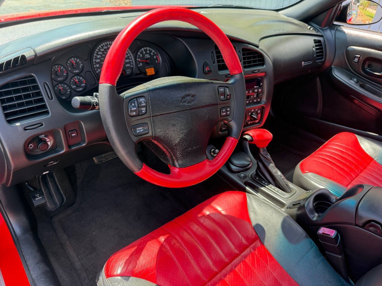 Used 2000 Chevrolet Monte Carlo SS FWD image 6