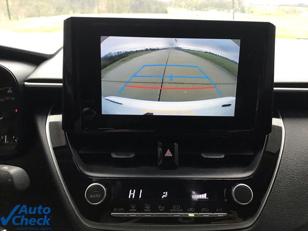 Used 2024 Toyota Corolla LE image 38