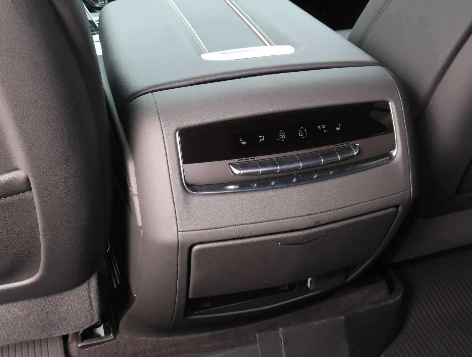 Certified 2026 Cadillac Escalade Sport w/ Touring Package AWD/4WD image 19