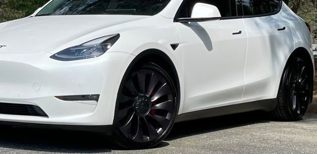 Used 2021 Tesla Model Y Performance video 2