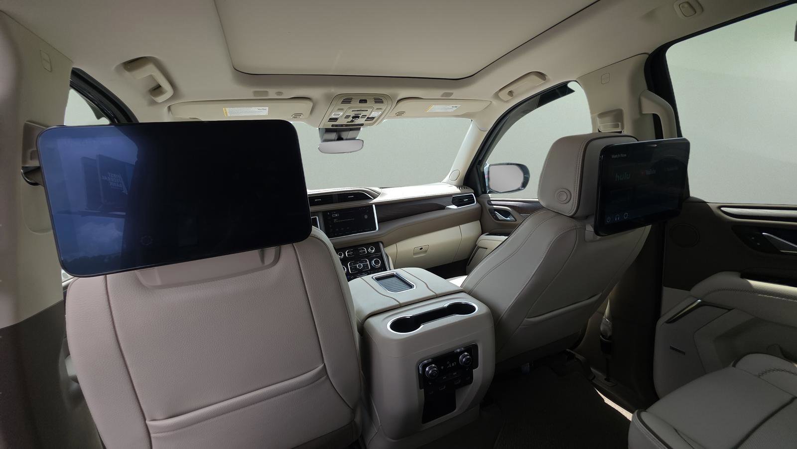 Used 2024 GMC Yukon Denali w/ Denali Reserve Package image 23