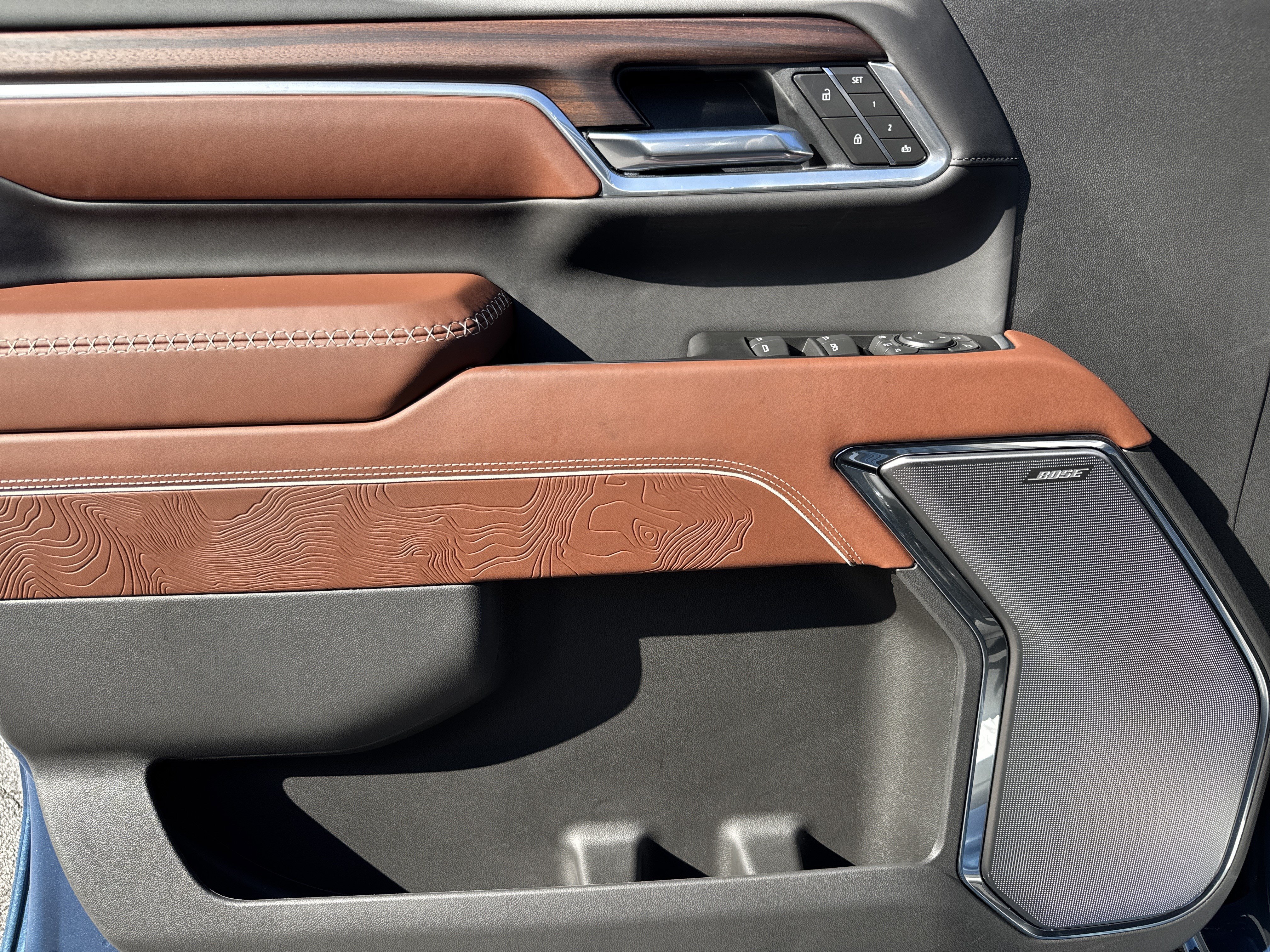 New 2026 GMC Sierra 2500 Denali Ultimate AWD/4WD image 14