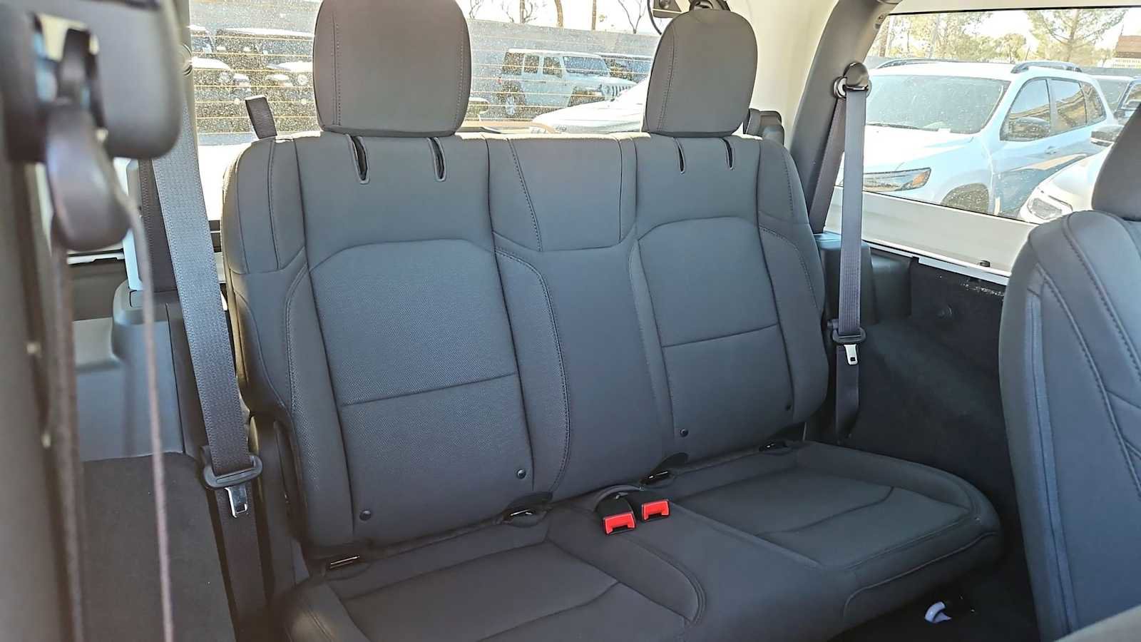 Used 2023 Jeep Wrangler Sport S image 21