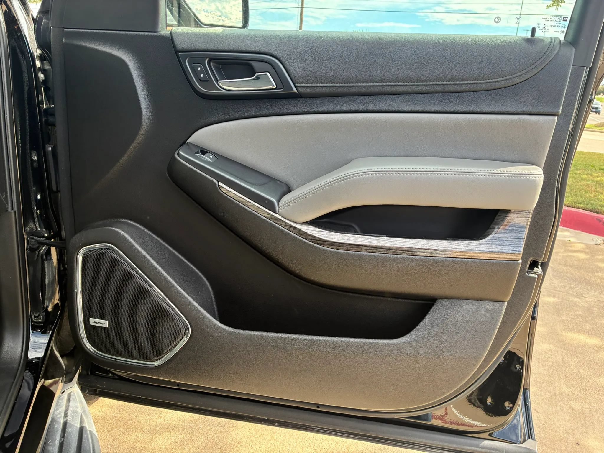 Used 2019 Chevrolet Tahoe LT RWD image 23