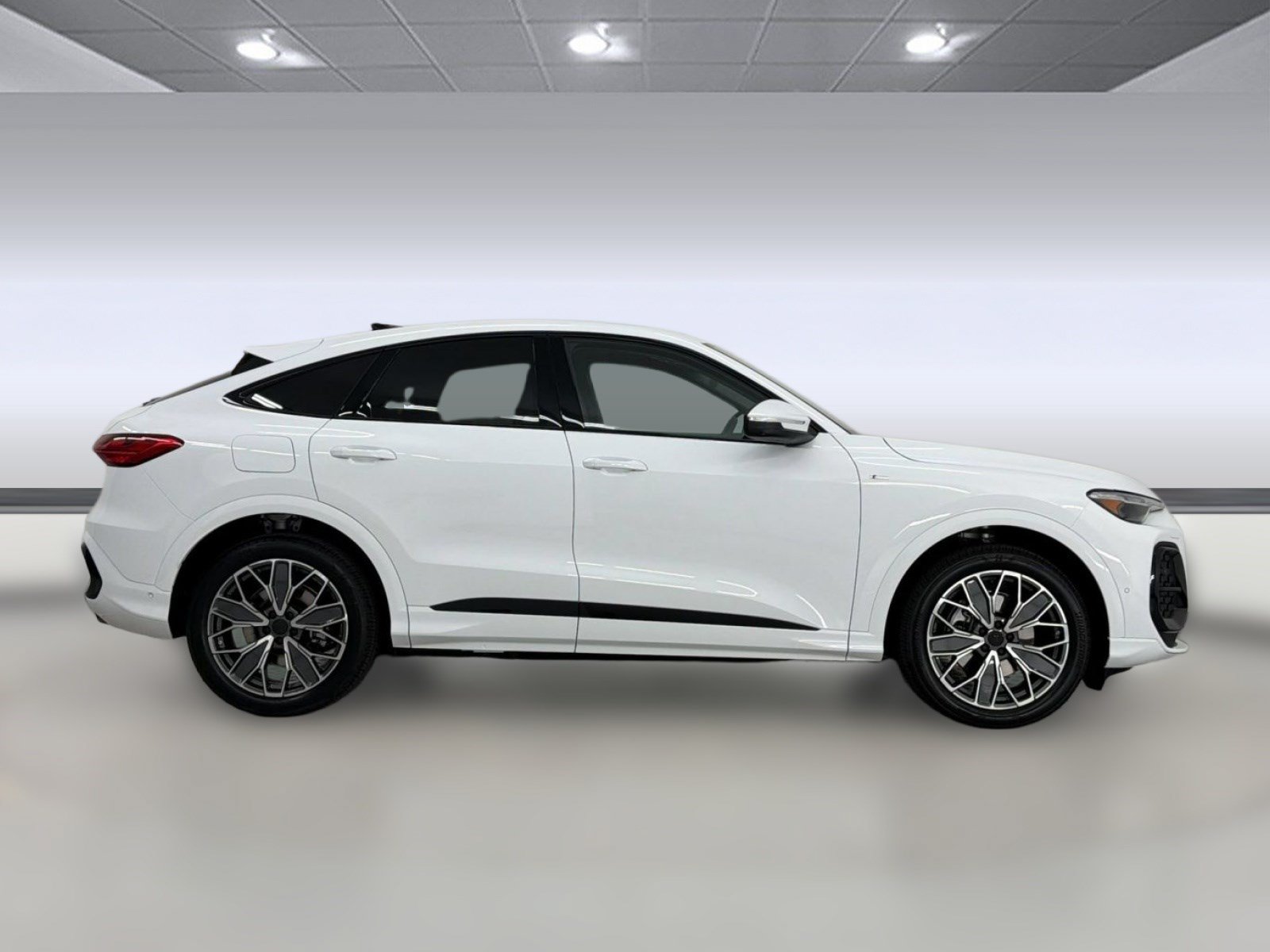 New 2026 Audi Q5 Prestige AWD/4WD image 8