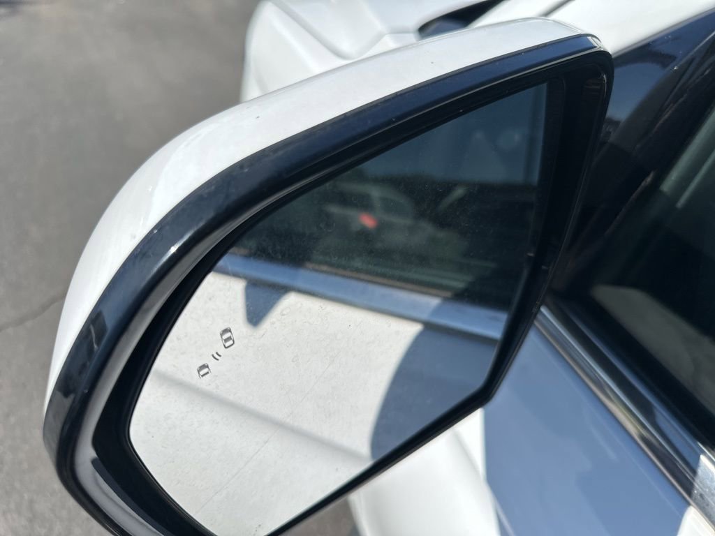 Used 2024 Ford Expedition XLT image 28