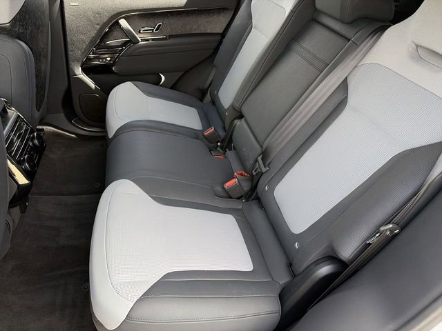 Used 2025 Land Rover Range Rover Sport SV Edition Two image 18