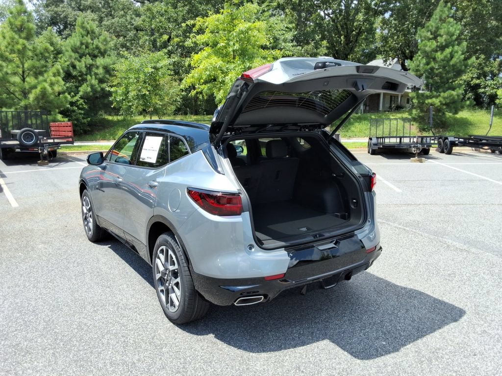 New 2026 Chevrolet Blazer RS w/ Driver Confidence II Package FWD image 13