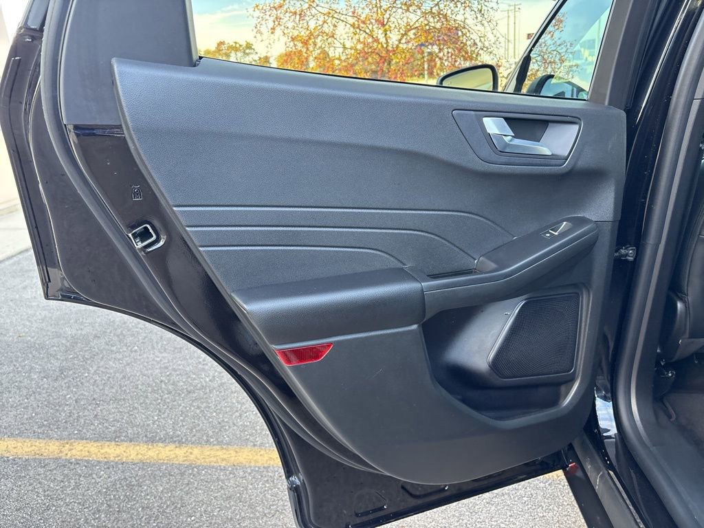 Used 2023 Ford Escape ST-Line w/ Tech Pack #1 image 30