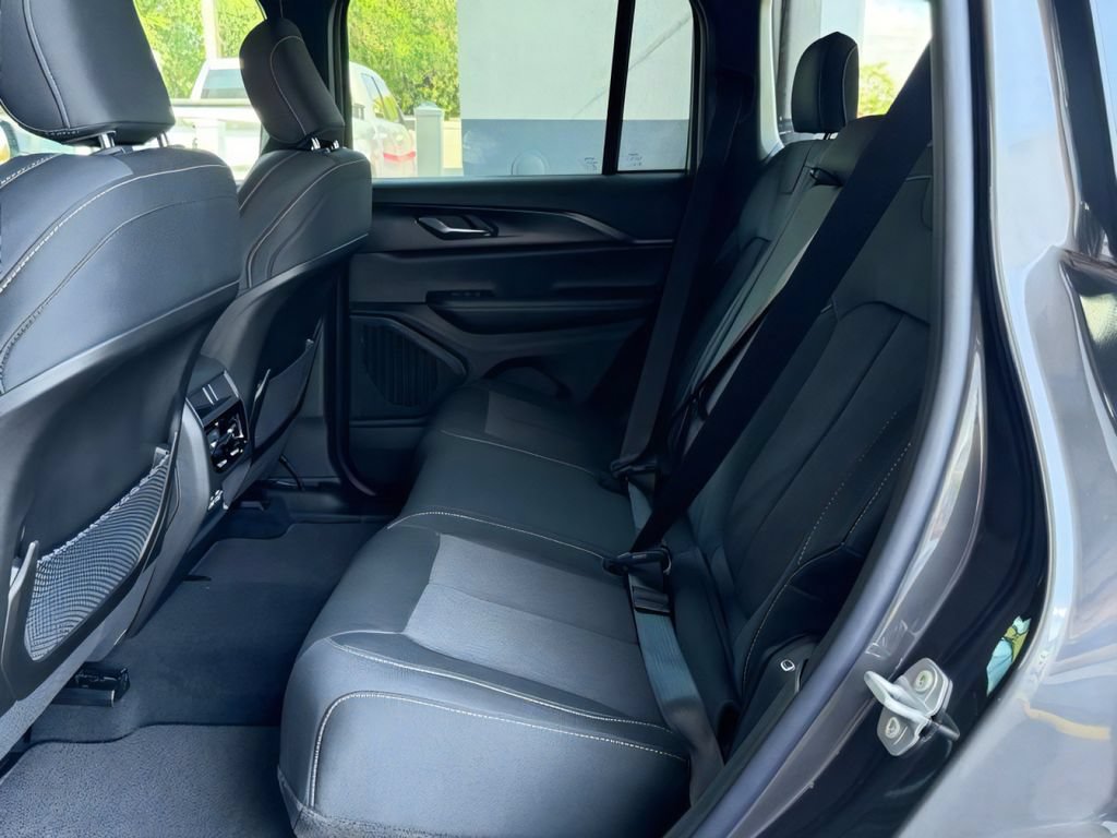 New 2026 Jeep Grand Cherokee Laredo X RWD image 22