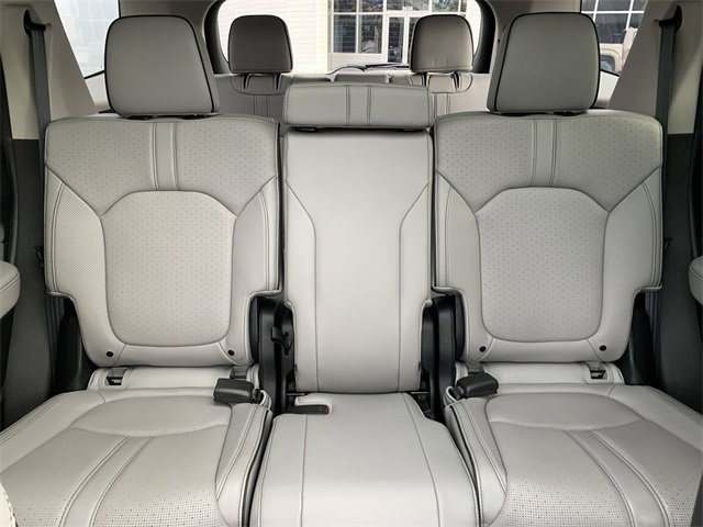 Used 2023 Honda Pilot Elite image 32