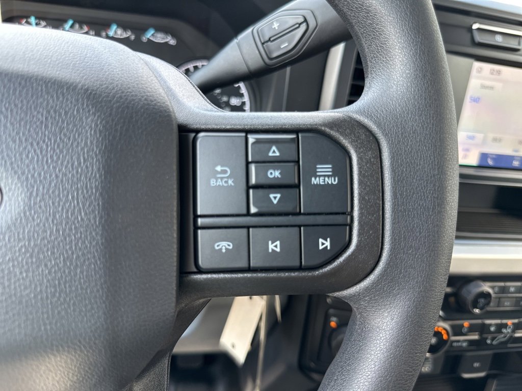 Used 2024 Ford F550 4x4 SuperCab Super Duty image 11