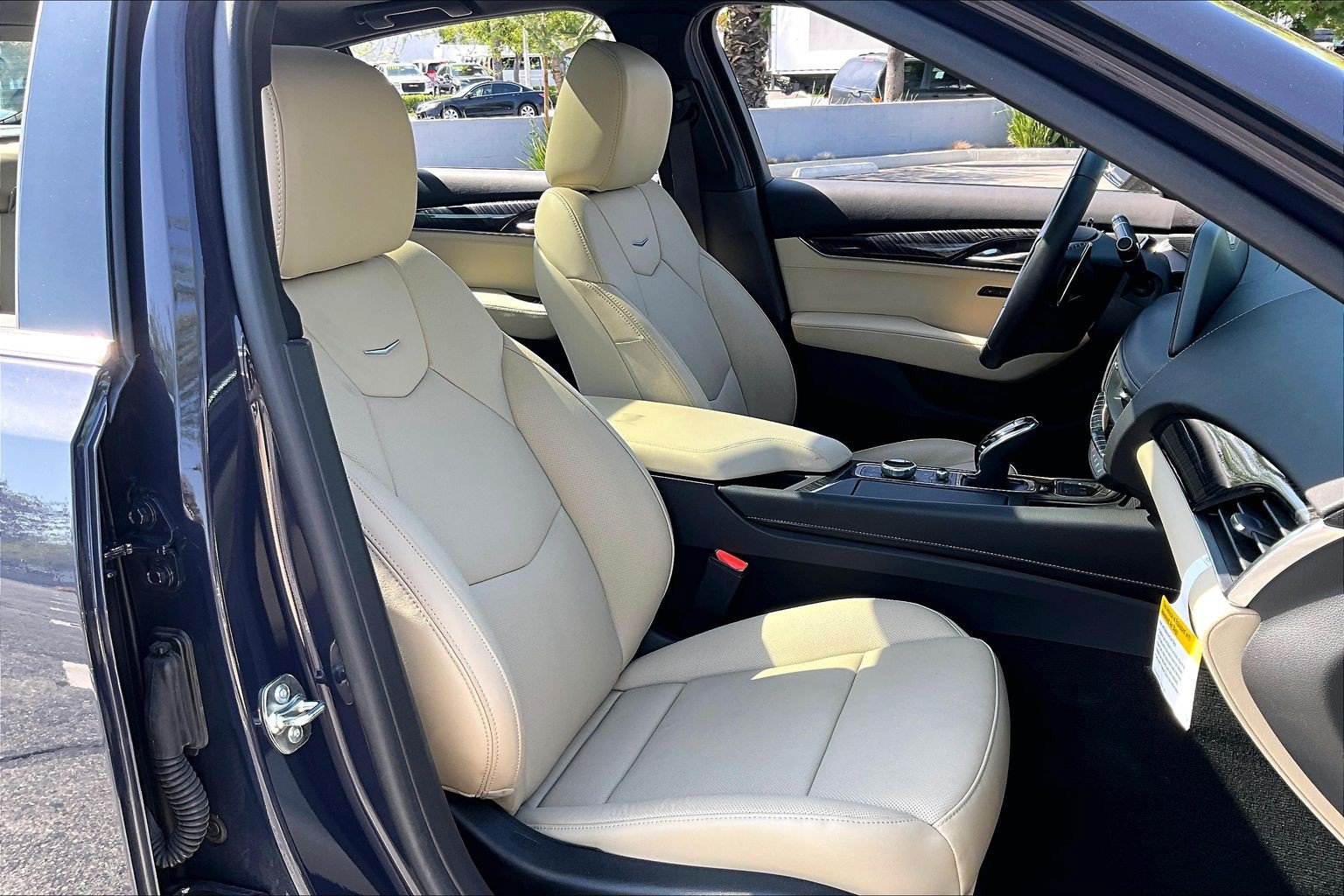 Used 2026 Cadillac CT5 Premium Luxury RWD image 8