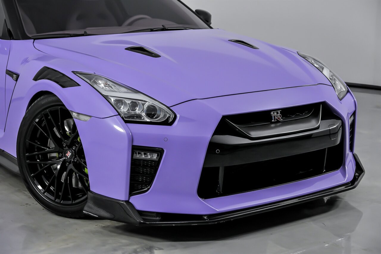 Used 2020 Nissan GT-R Premium AWD/4WD image 3