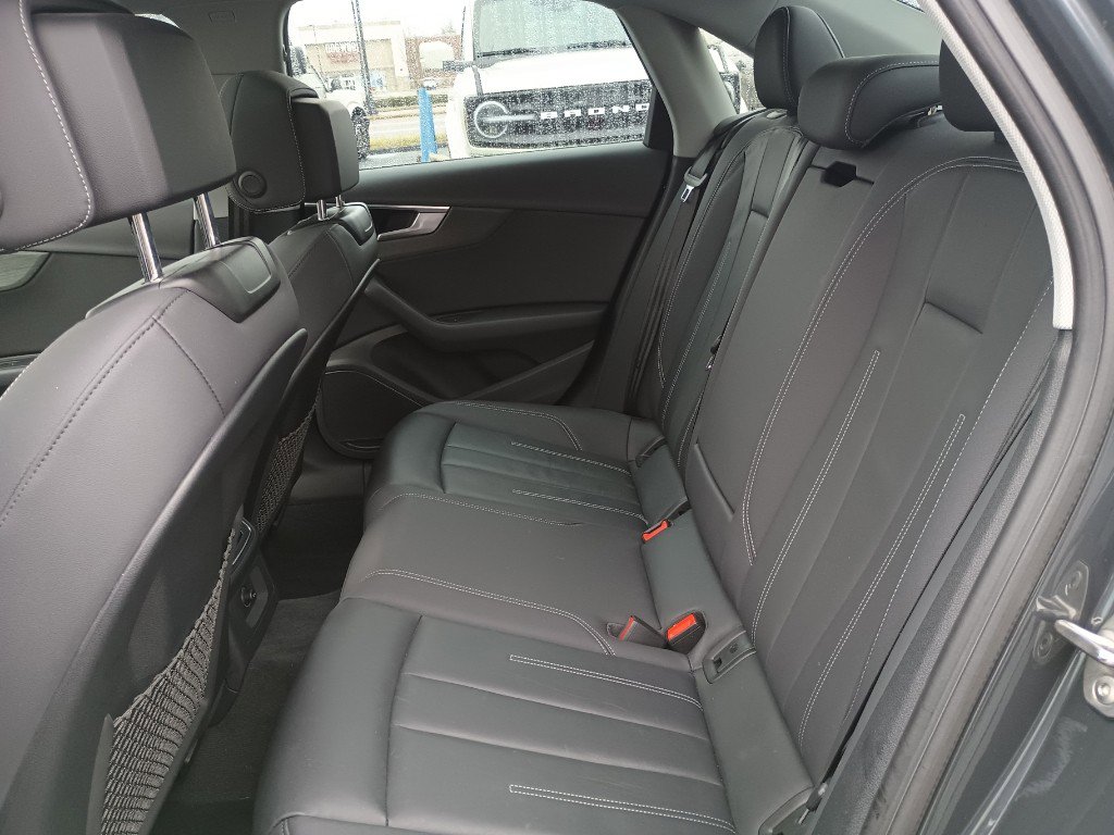 Used 2021 Audi A4 2.0T Premium w/ Convenience Package image 32