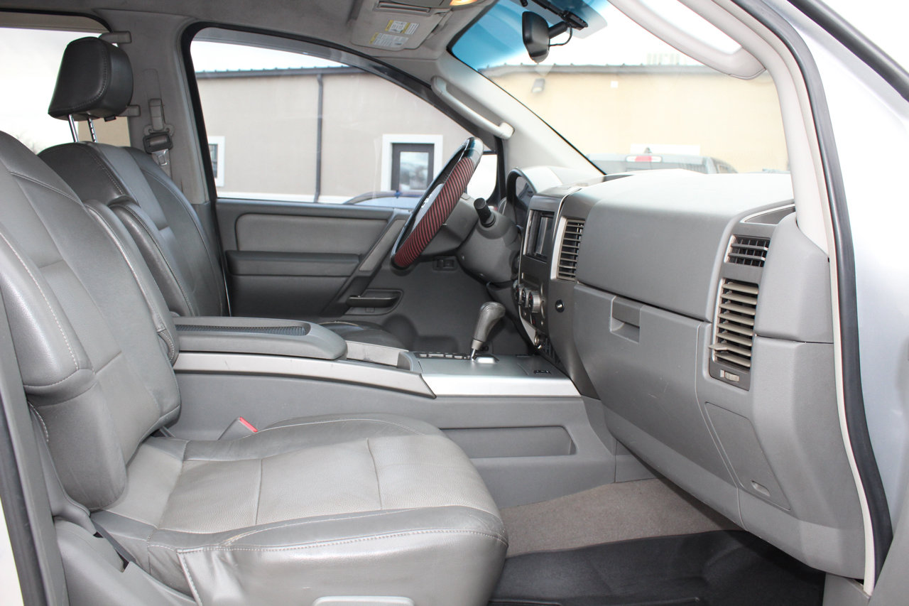 Used 2006 Nissan Titan LE w/ (R02) LE Off-Road Pkg image 67