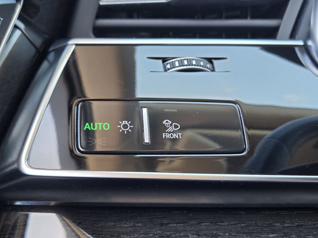 Certified 2023 Audi Q7 3.0T Prestige image 28