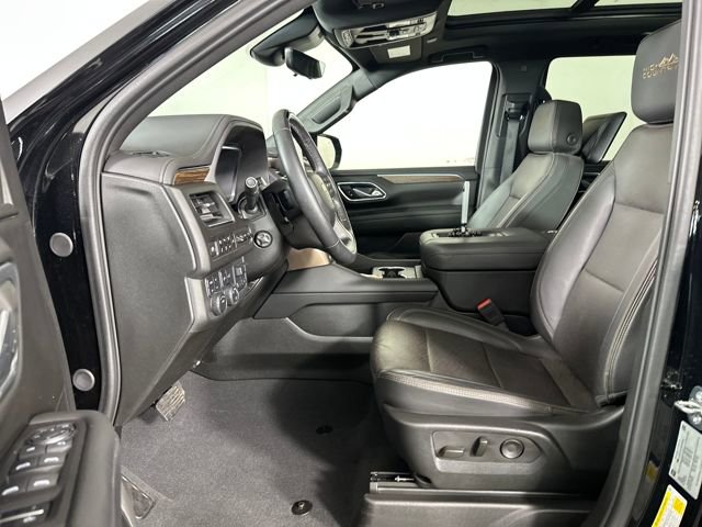 Used 2024 Chevrolet Tahoe High Country w/ Advanced Technology Package image 11