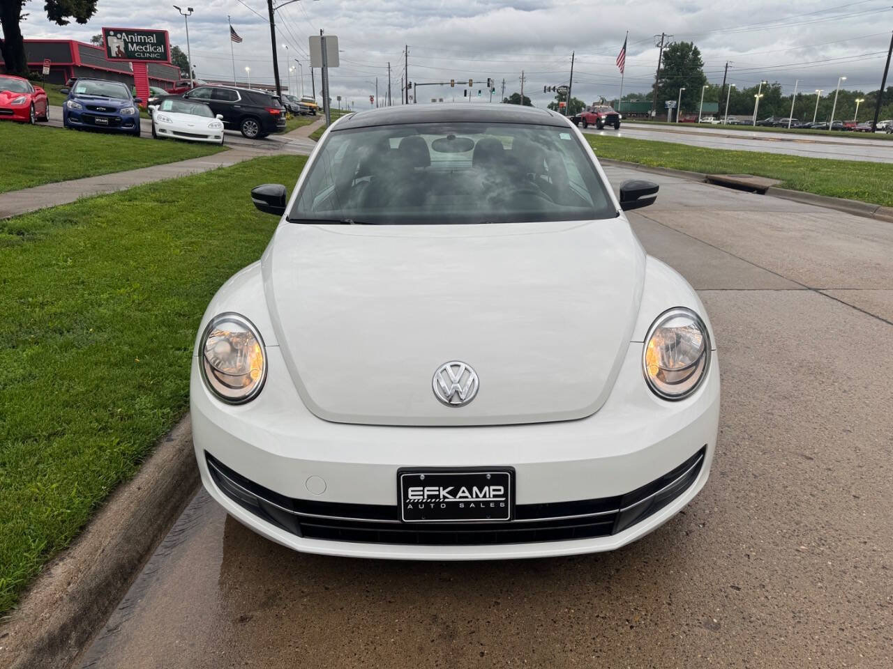 Used 2013 Volkswagen Beetle 2.0T FWD image 8