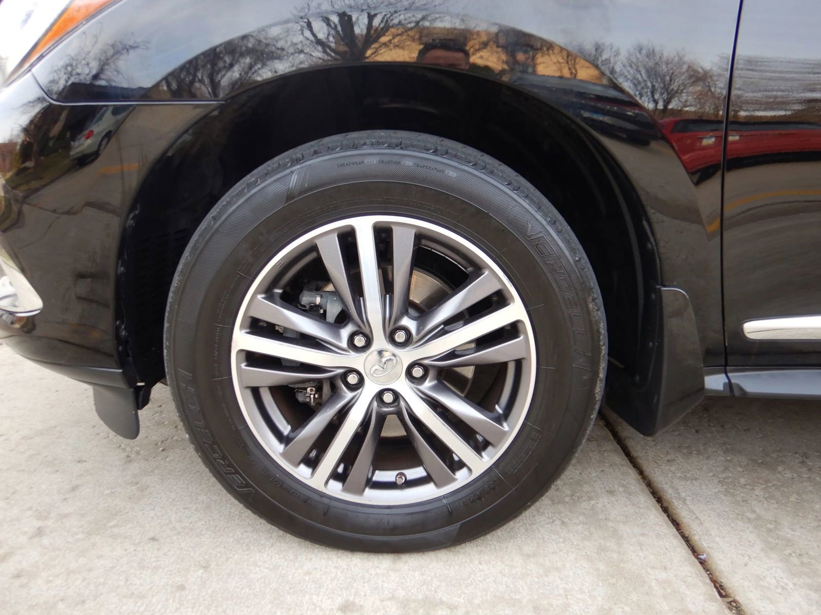 Used 2018 INFINITI QX60 FWD w/ Premium Package image 28